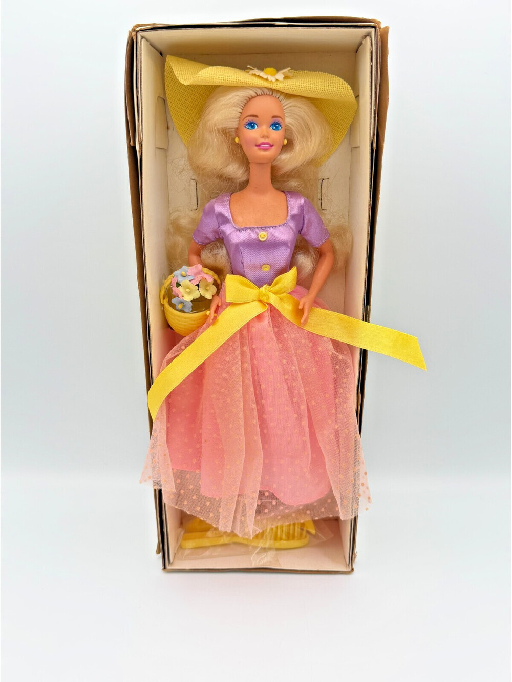 Vintage 1996 Spring Petals Barbie Doll Avon Special Edition Mattel